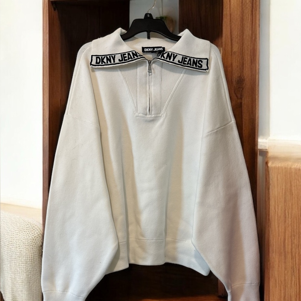 DKNY Jeans Off-White Pullover with Logo Collar